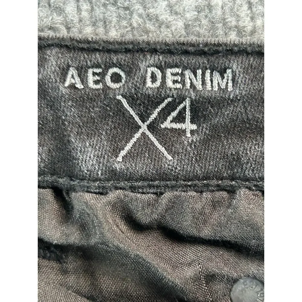 American Eagle AEO Denim X4 Women’s 0 Black Cuffed Jean Shorts